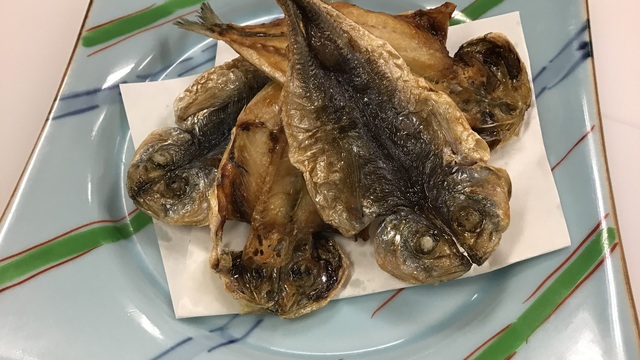 沼津産豆あじの唐揚げ