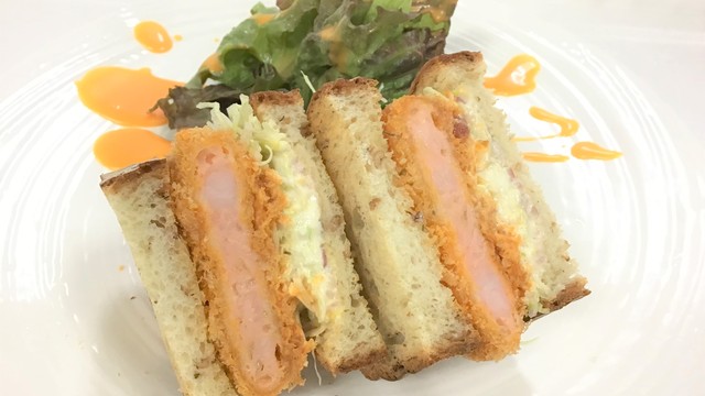 海老カツサンド　コーヒー付き